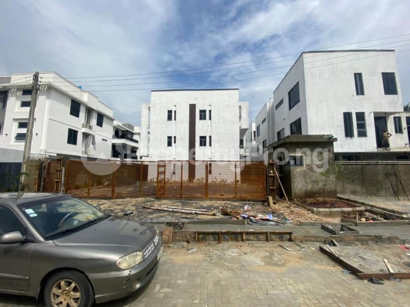 4 bedroom House for sale Lekki Lagos
