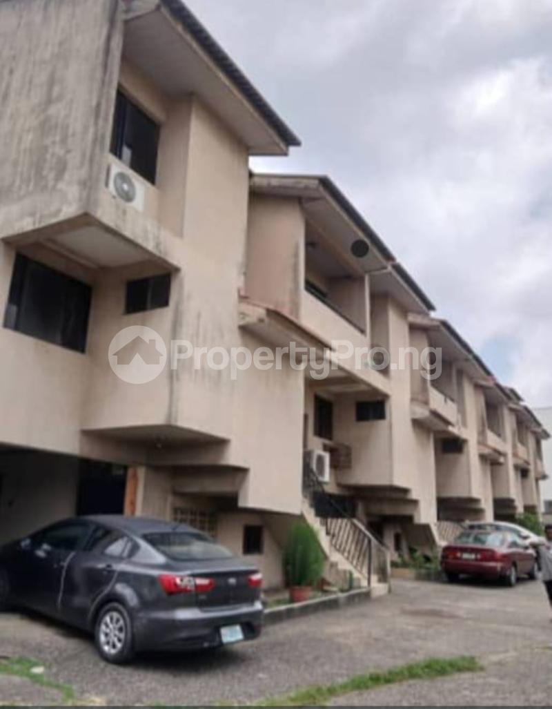 4 bedroom House for sale Emmanuel High Str, Ogudu-Orike Ogudu Lagos