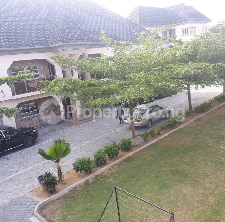 House for sale Between Lekki Phase 1 & Agungi Estate Axis Lekki Lagos