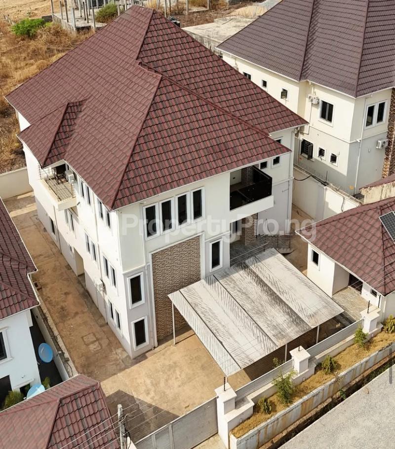 5 bedroom House for sale Lugbe Abuja