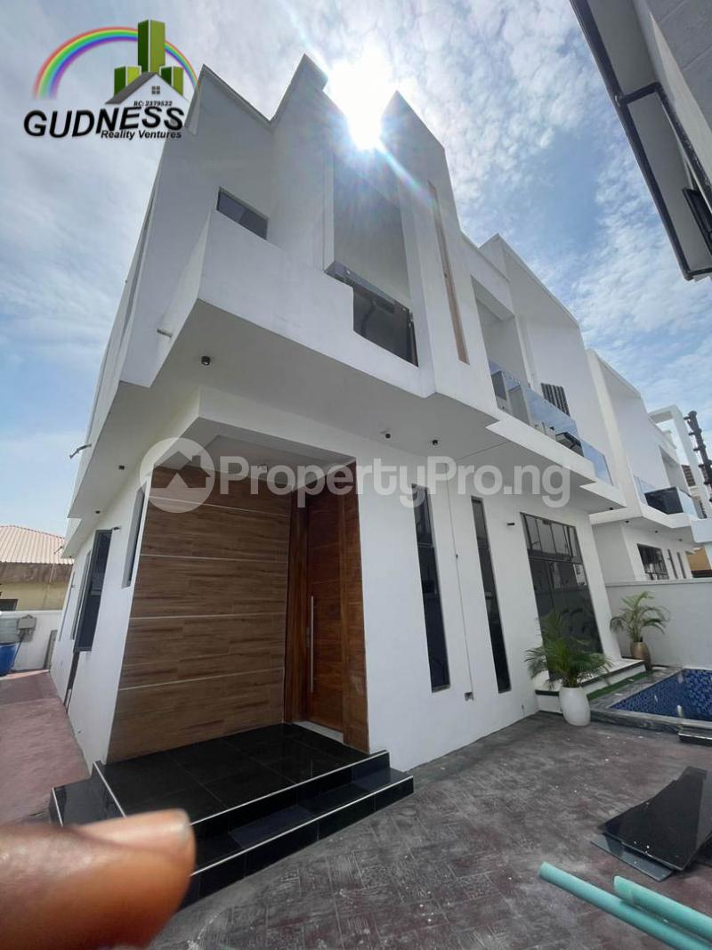 5 bedroom Flat / Apartment for sale Chevron Lekki Lagos