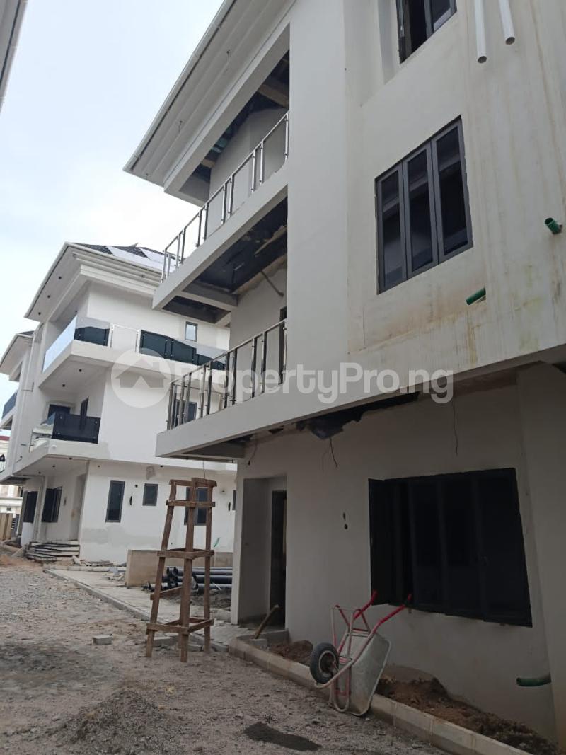 5 bedroom Flat / Apartment for sale Wuye Abuja