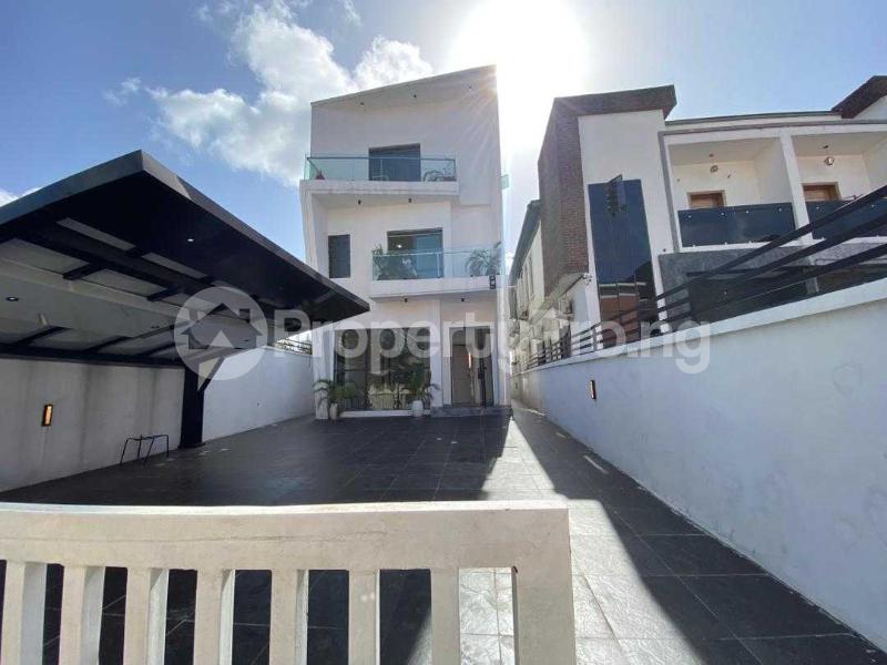 5 bedroom House for sale Chevron Lekki Lagos
