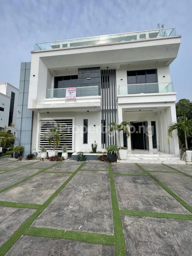 5 bedroom House for sale Pinnock Beach Estate, Osapa london Lekki Lagos