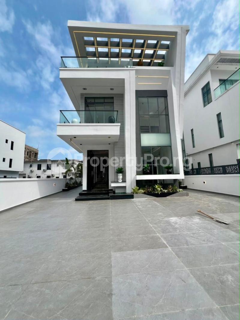 5 bedroom House for sale Osapa london Lekki Lagos