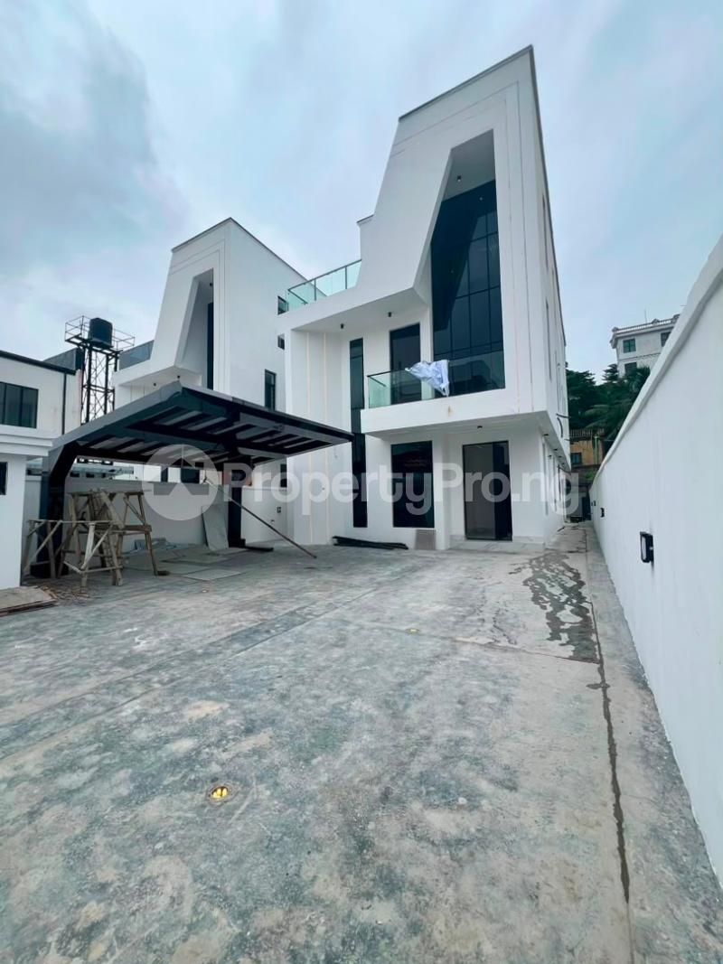 5 bedroom House for sale Chevron Lekki Lagos