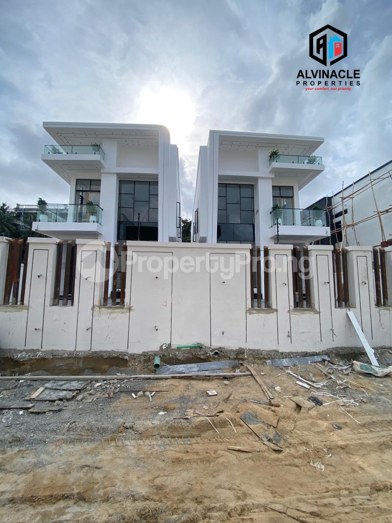 5 bedroom House for sale chevron Lekki Lagos