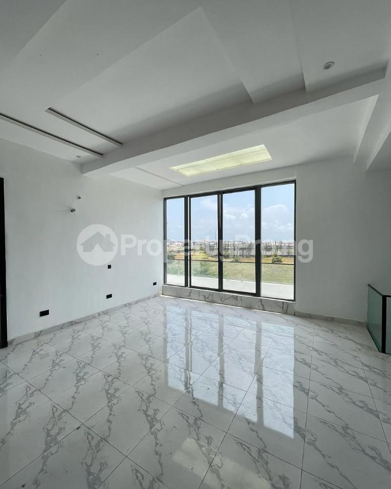 5 bedroom House for sale Osapa london Lekki Lagos