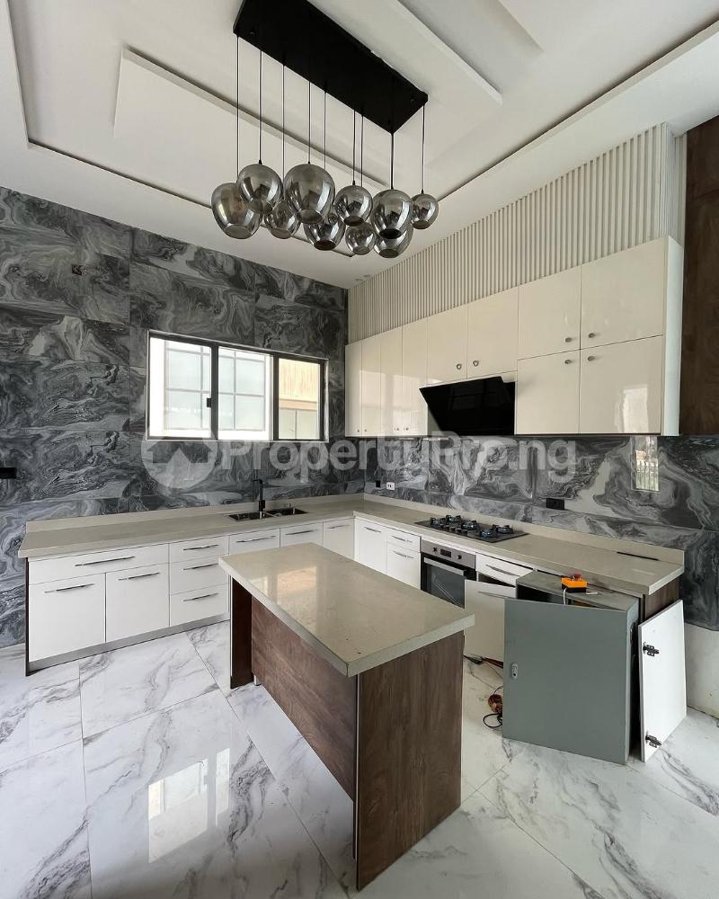 5 bedroom House for sale Osapa london Lekki Lagos