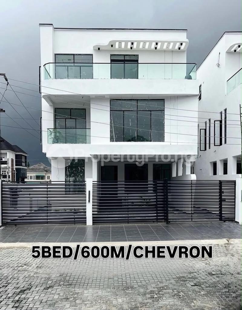 5 bedroom House for sale Chevron Lekki Lagos