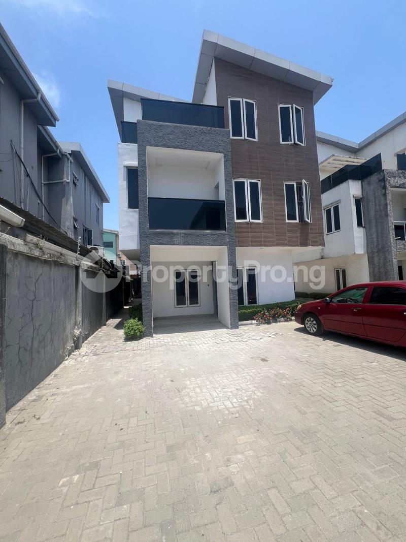 5 bedroom House for sale Alternative Route, chevron Lekki Lagos