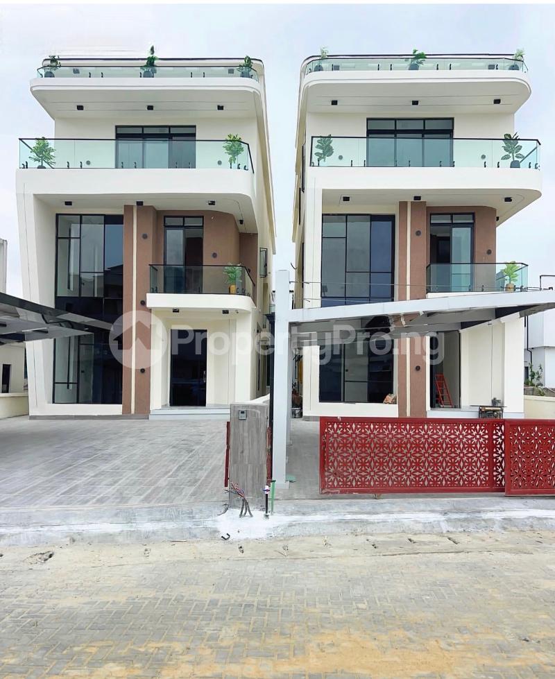 5 bedroom House for sale 2nd Toll Gate Lekki Lagos
