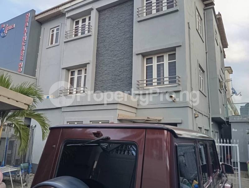 4 bedroom House for rent Admiralty Road Lekki Lagos