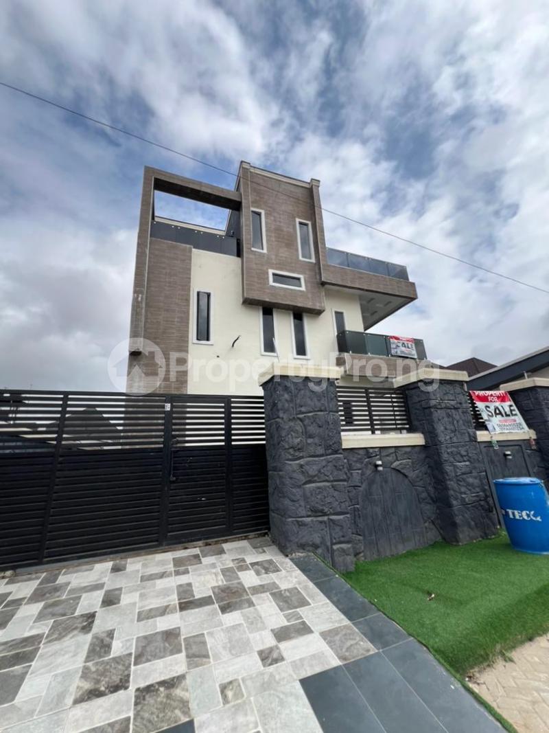 5 bedroom House for sale Amuwo Odofin Lagos