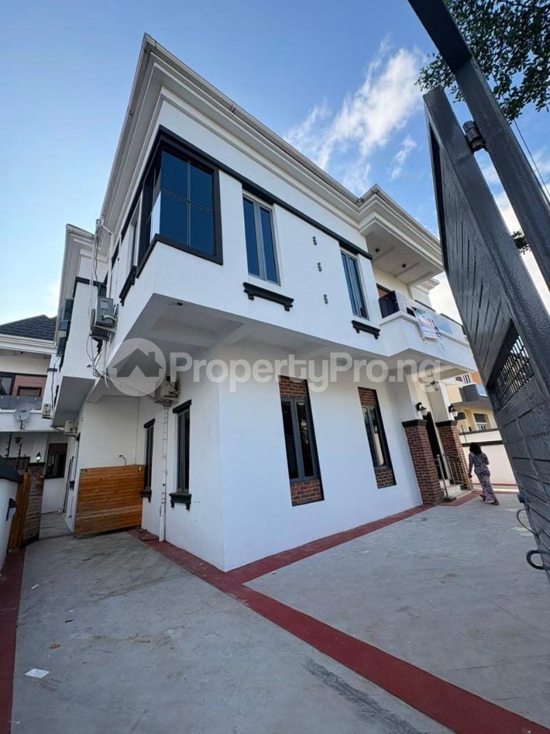 5 bedroom House for rent Chevron Lekki Lagos