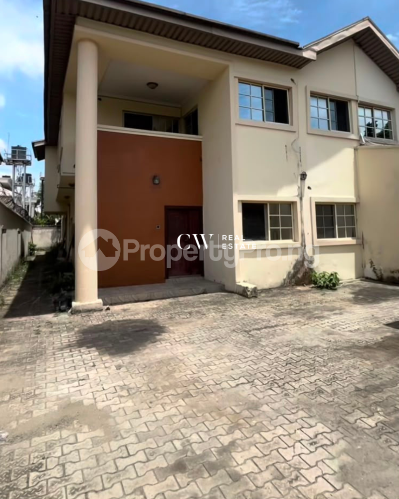 5 bedroom Commercial Property for rent Lekki Phase 1 Lekki Lagos