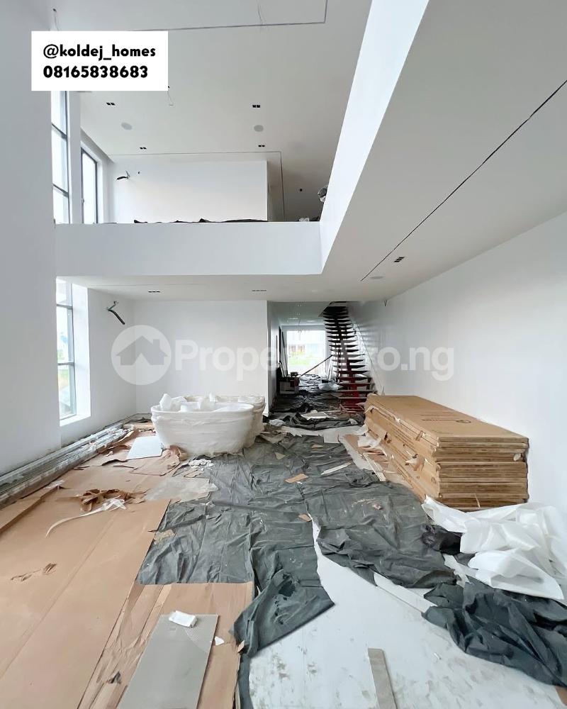 5 bedroom House for sale Cowrie Creek Estate Ikate Lekki Lagos