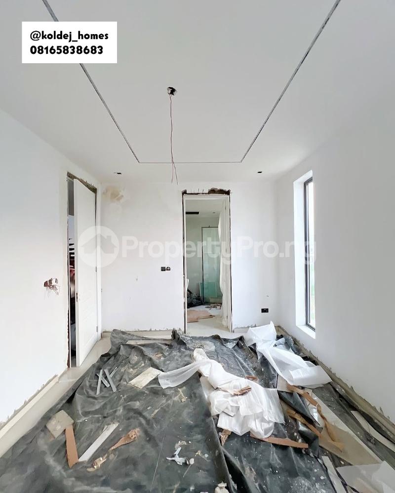 5 bedroom House for sale Cowrie Creek Estate Ikate Lekki Lagos