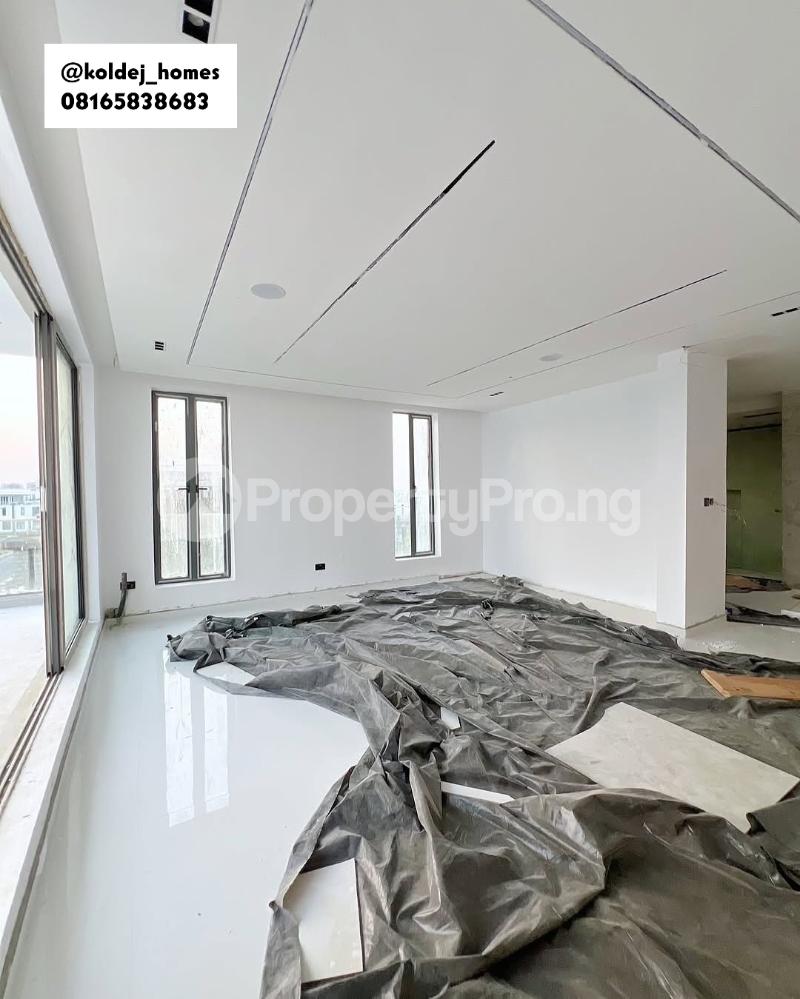 5 bedroom House for sale Cowrie Creek Estate Ikate Lekki Lagos