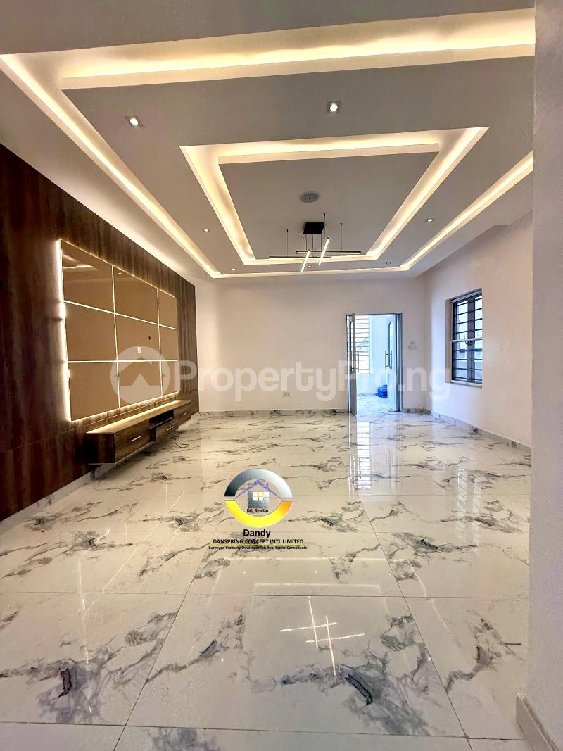 5 bedroom House for sale chevron Lekki Lagos