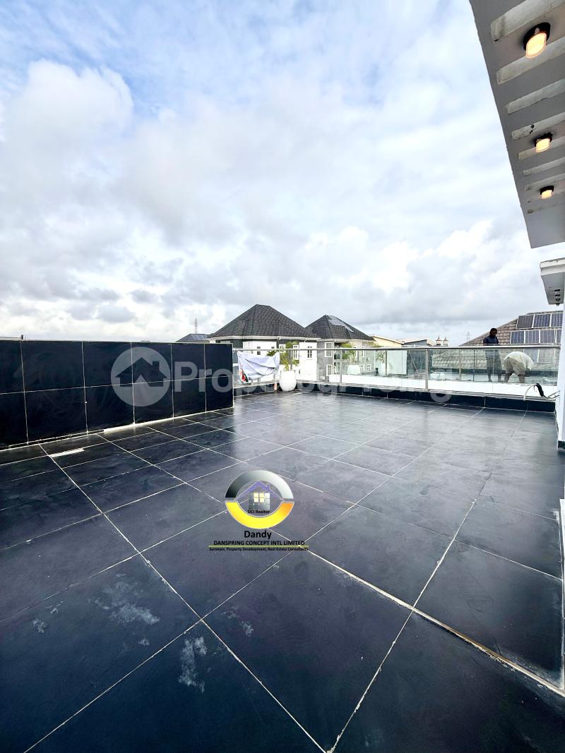 5 bedroom House for sale chevron Lekki Lagos