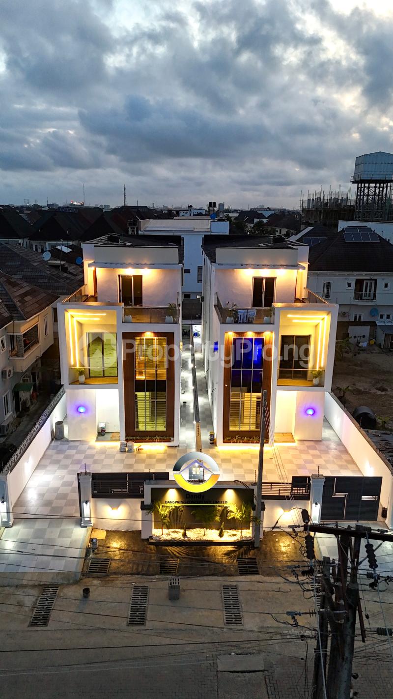 5 bedroom House for sale chevron Lekki Lagos