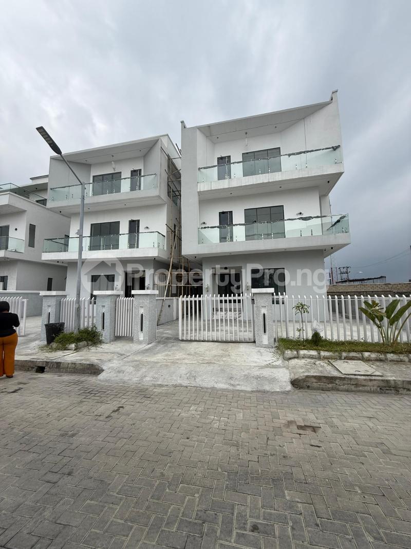 5 bedroom House for sale Osapa london Lekki Lagos