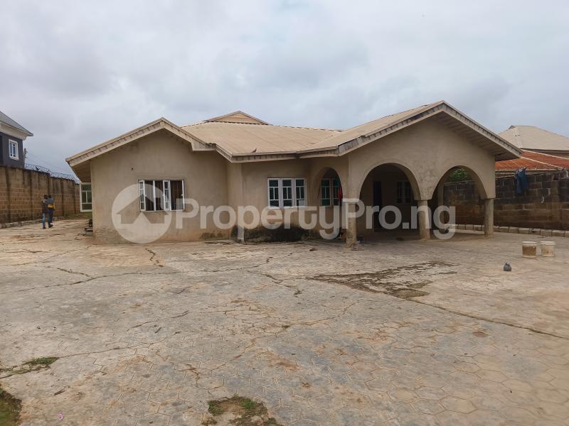 House for sale Akoto Zone B Elebu Off Akala Express Ibadan Oyo
