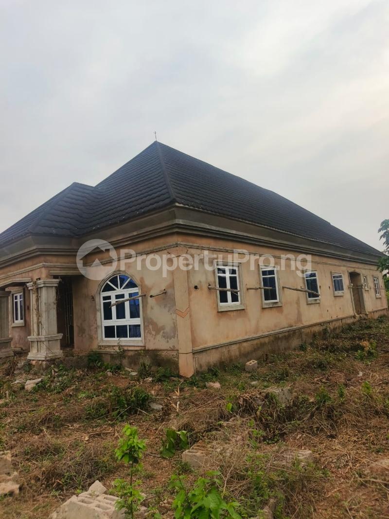 House for sale Amagba, Gra, Benin City Central Edo