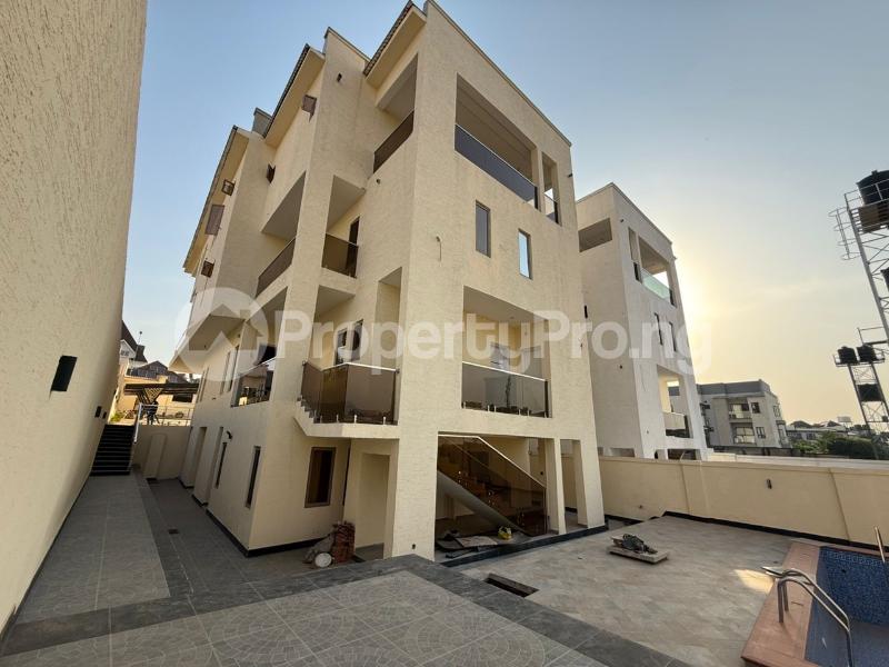 5 bedroom House for sale Guzape Abuja