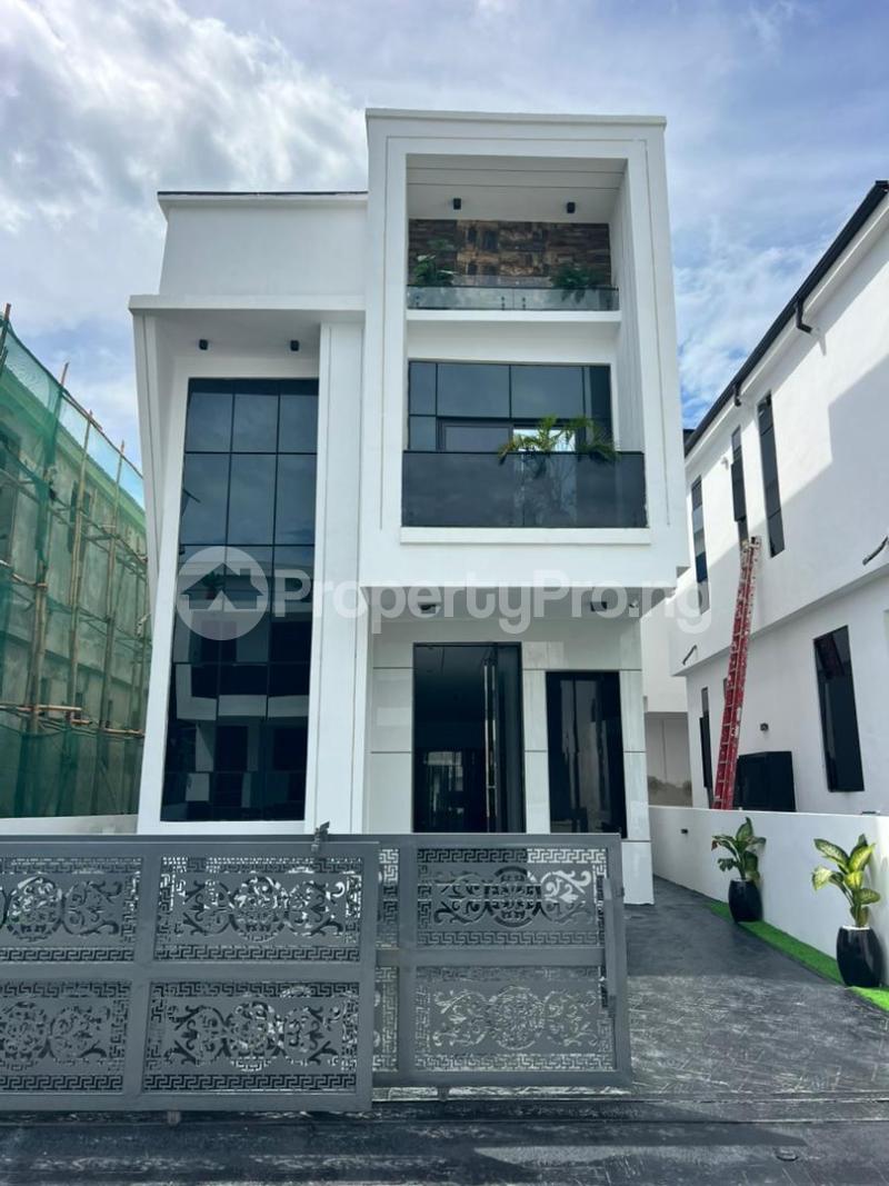 5 bedroom House for sale Chevron Lekki Lagos