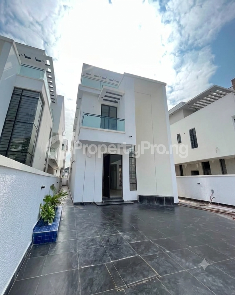 5 bedroom House for sale Chevron Lekki Lagos