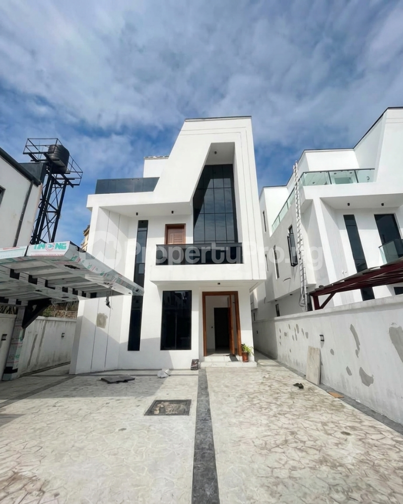 5 bedroom House for sale Chevron Lekki Lagos