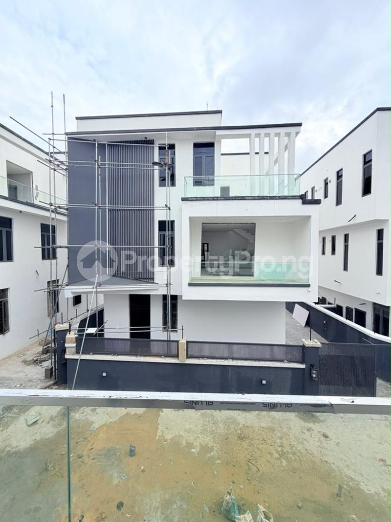 5 bedroom House for sale Omole phase 2 Ojodu Lagos