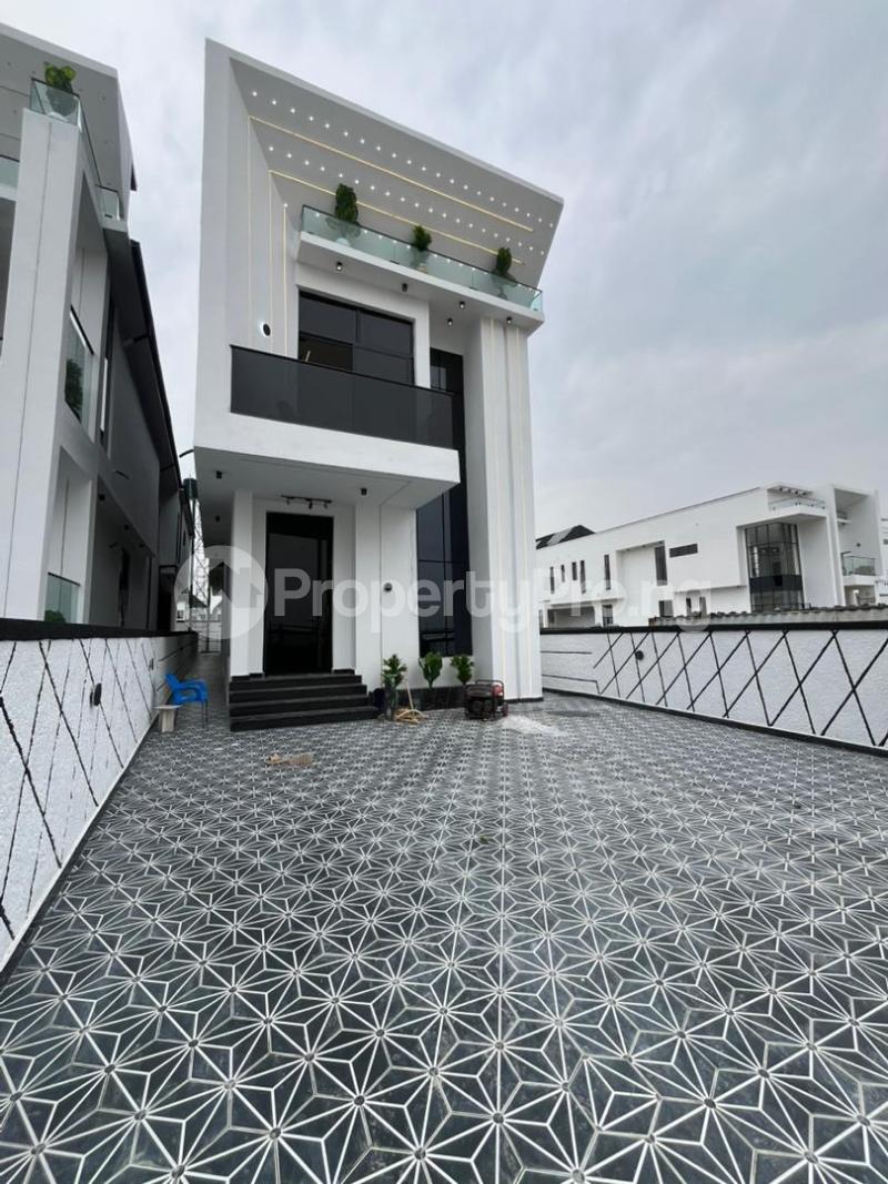 5 bedroom House for sale Chevron Lekki Lagos