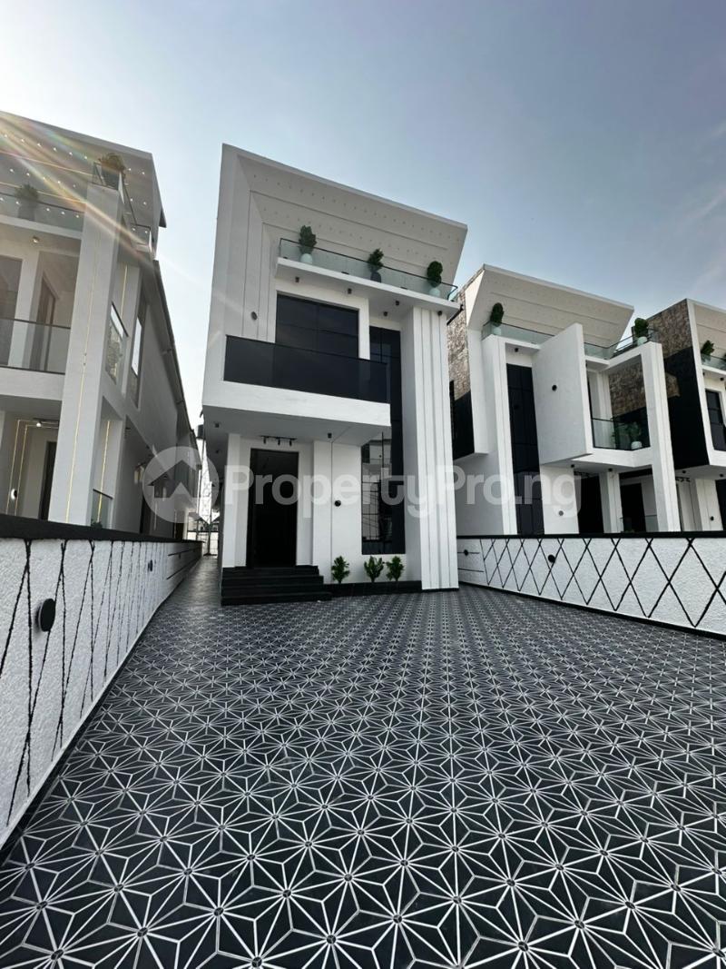 5 bedroom House for sale Chevron Lekki Lagos