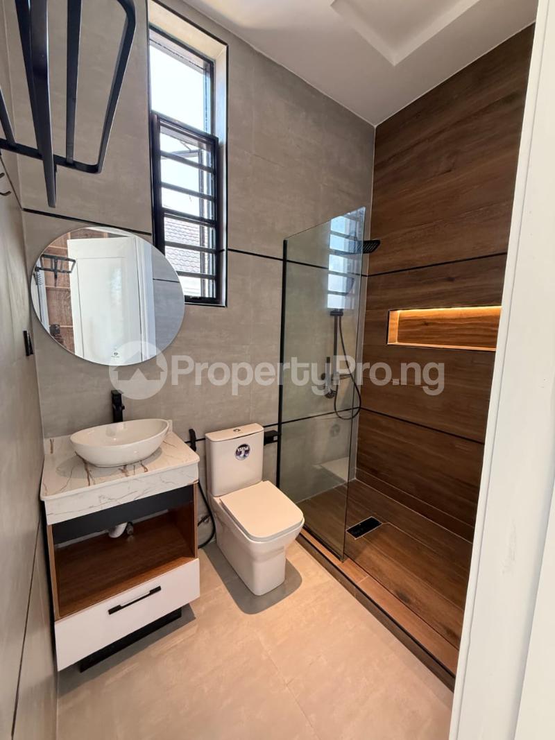 5 bedroom House for sale Abraham adesanya estate Ajah Lagos