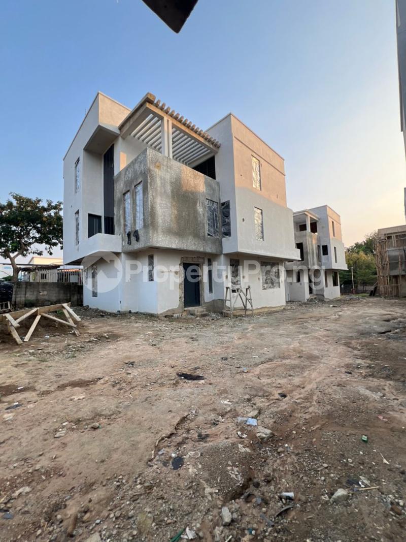 5 bedroom House for sale Life Camp Abuja