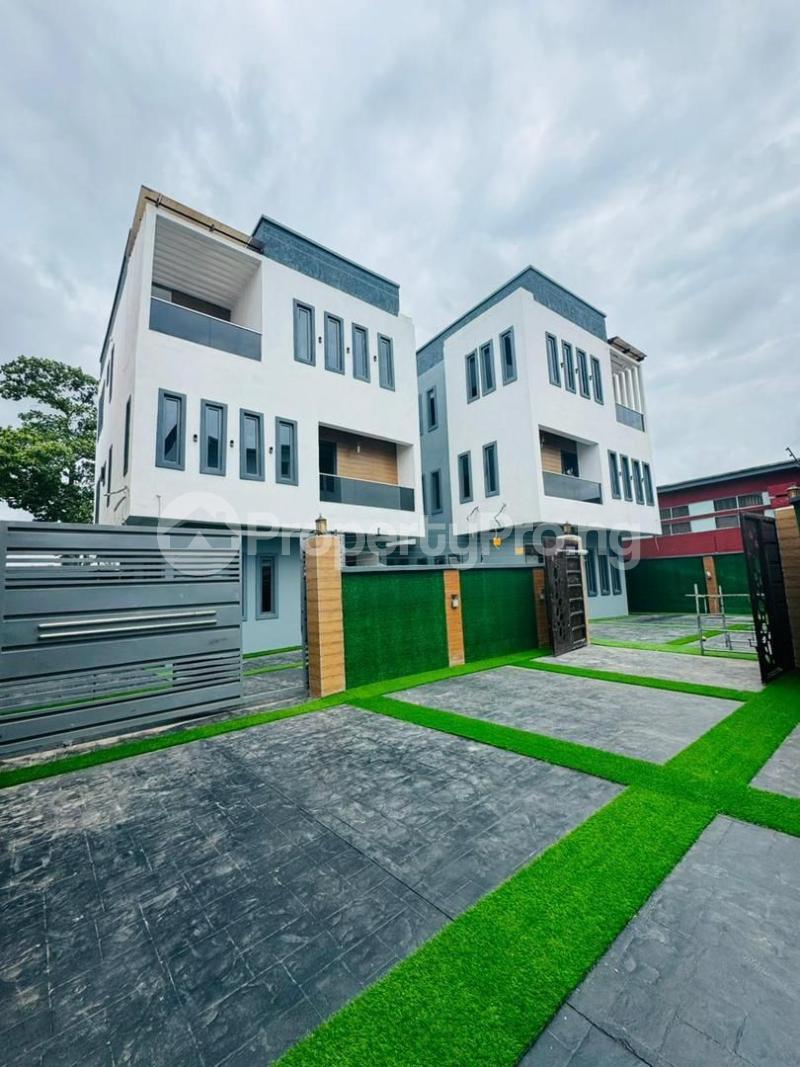 5 bedroom House for sale Adeniyi Jones Ikeja Lagos