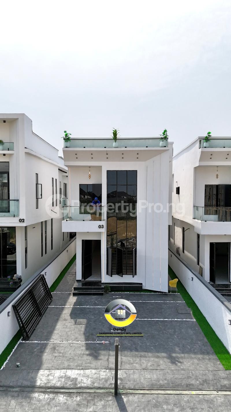 5 bedroom House for sale chevron Lekki Lagos