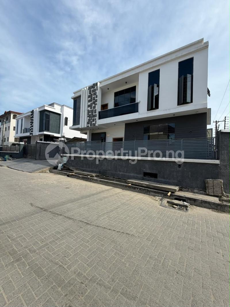 4 bedroom House for sale Osapa london Lekki Lagos