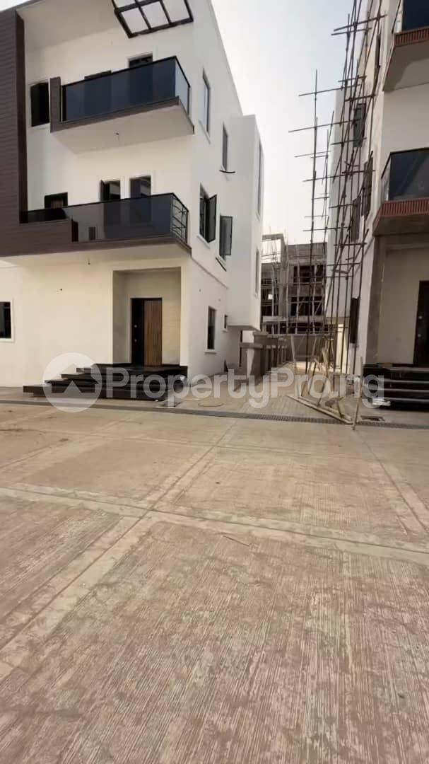 5 bedroom House for sale Jahi Abuja