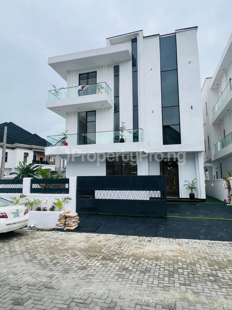 5 bedroom House for sale Orchid Road, Lekki Lagos