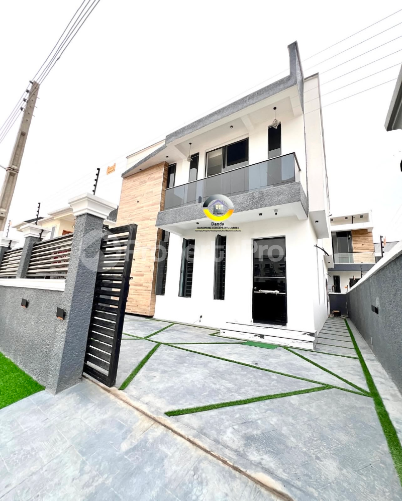5 bedroom House for sale Lekki Lagos