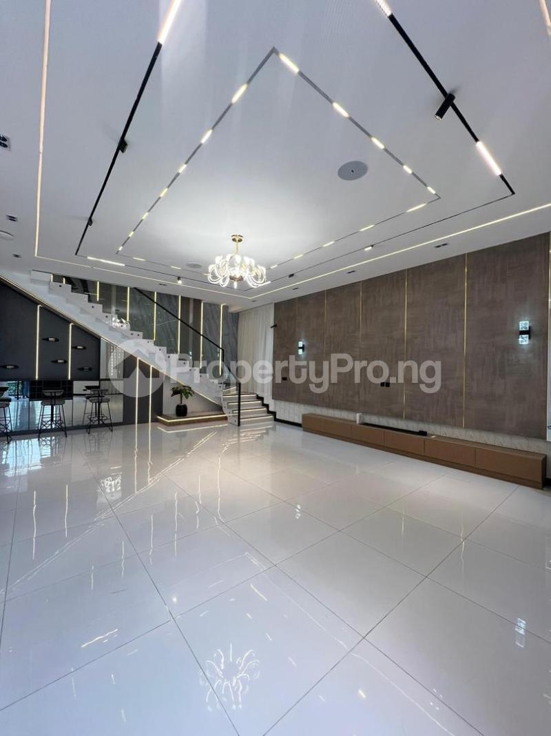 5 bedroom House for sale Chevron Toll Gate Lekki Lagos