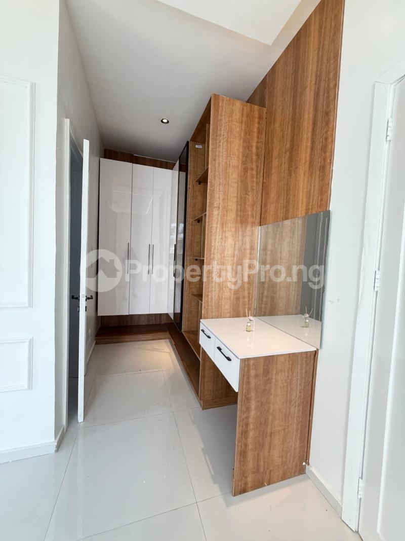 5 bedroom House for sale Abraham adesanya estate Ajah Lagos