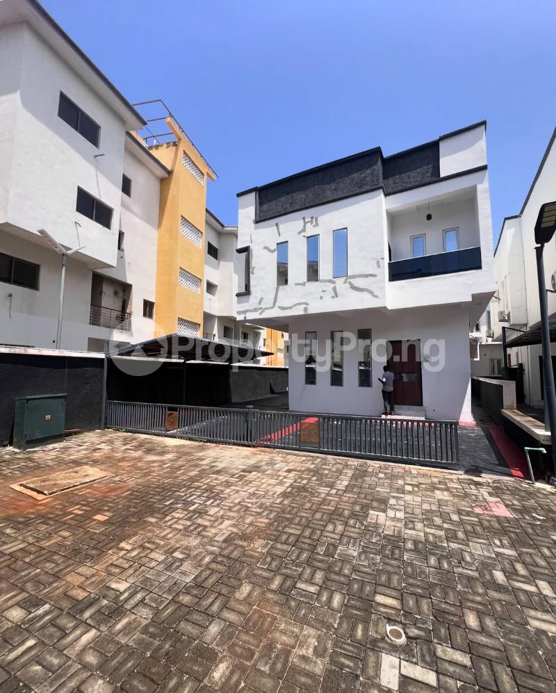 5 bedroom House for sale Ikota Lekki Lagos