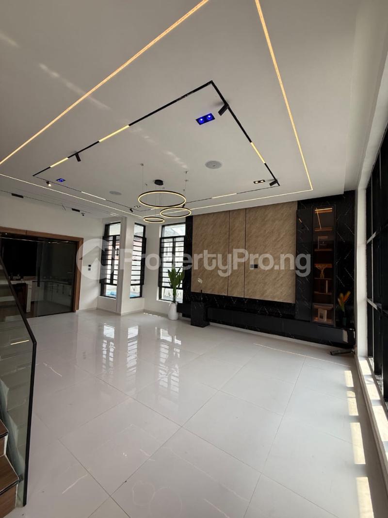 5 bedroom House for sale Abraham adesanya estate Ajah Lagos