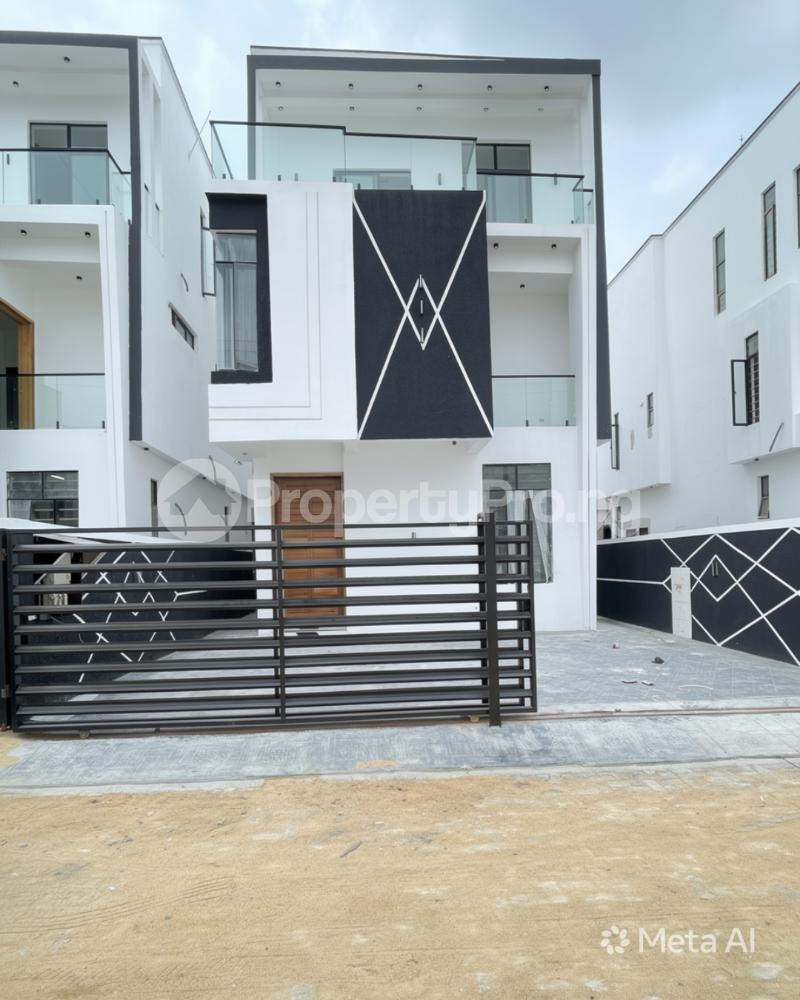 5 bedroom House for sale Chevron Lekki Lagos