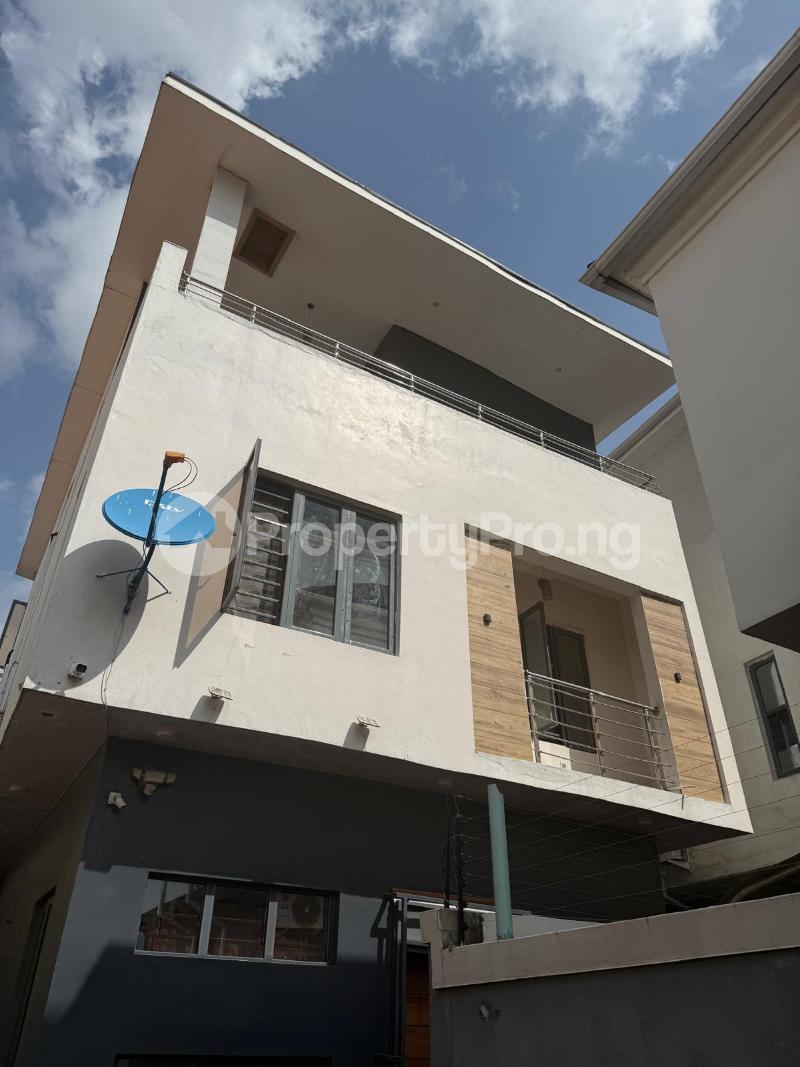 5 bedroom House for sale Magodo Phase 1 Magodo Kosofe/Ikosi Lagos